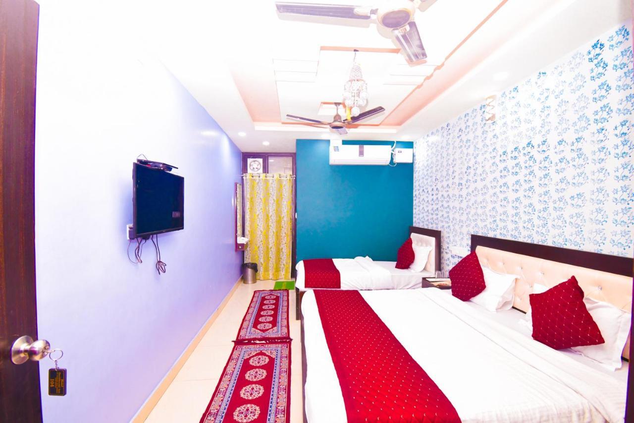 Hotel Dev Bhoomi Inn Risikés Kültér fotó