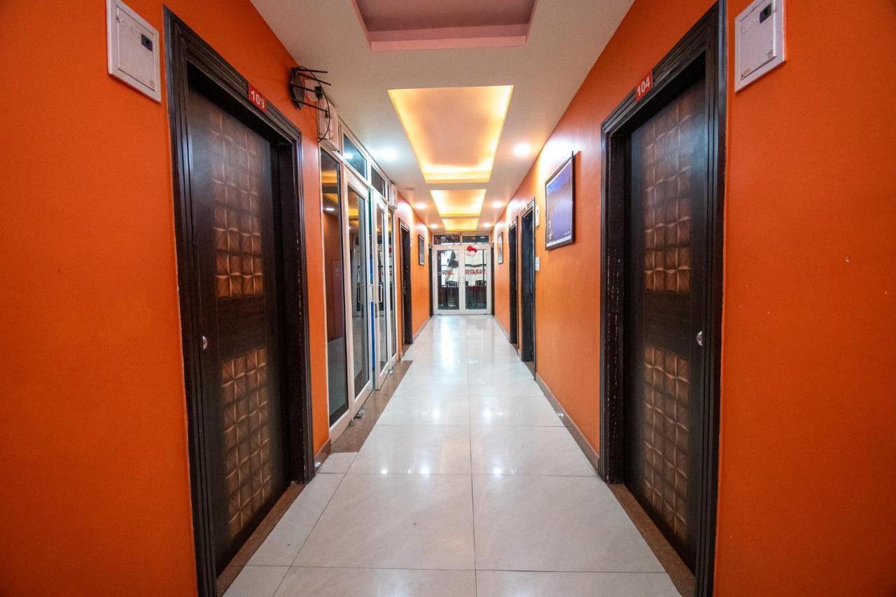 Hotel Dev Bhoomi Inn Risikés Kültér fotó