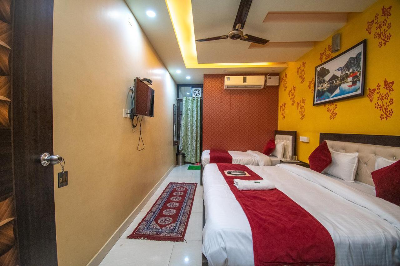 Hotel Dev Bhoomi Inn Risikés Kültér fotó