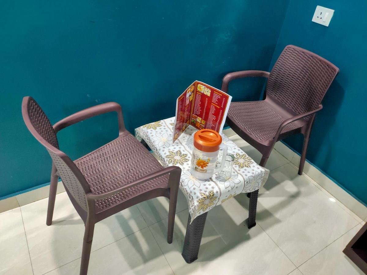 Hotel Dev Bhoomi Inn Risikés Kültér fotó